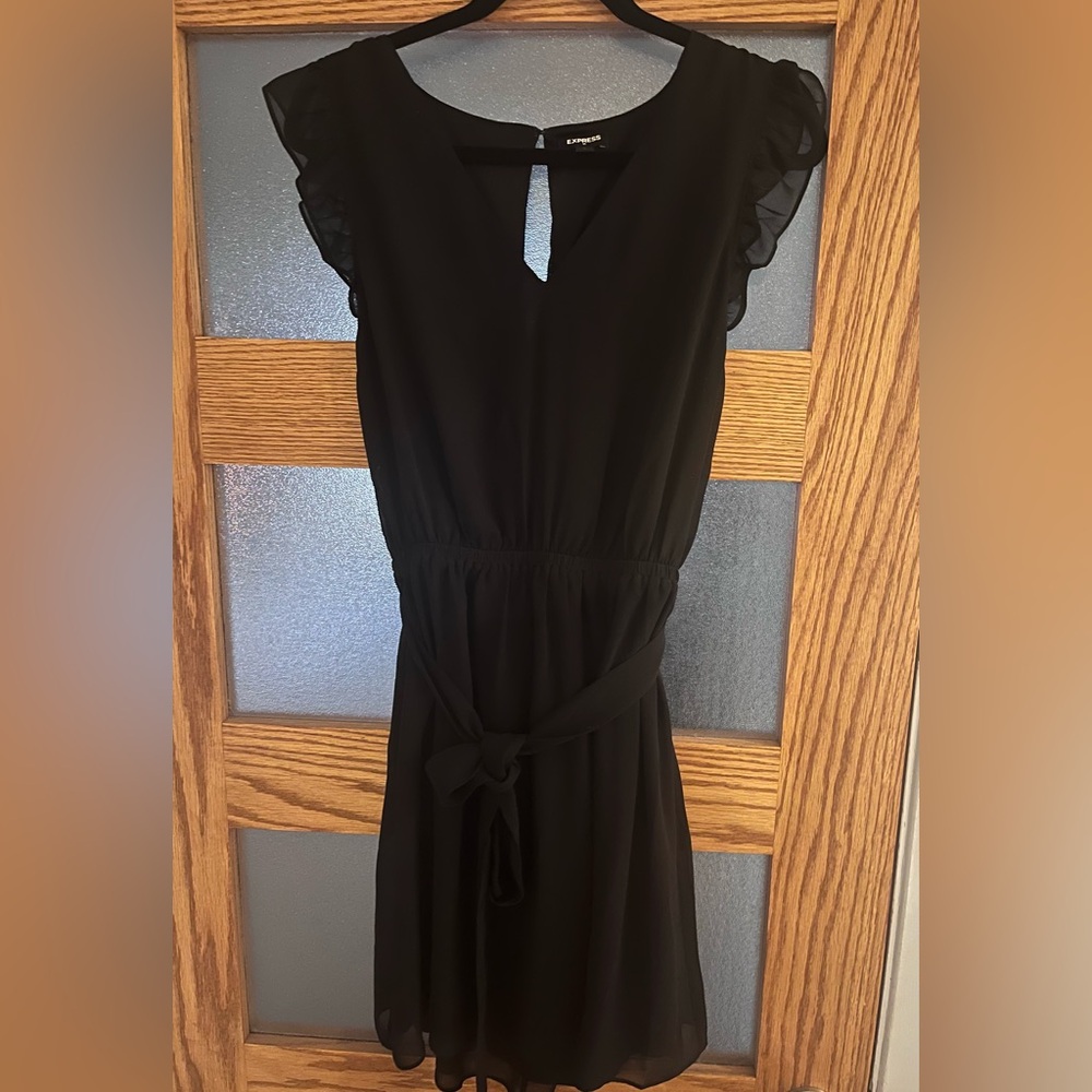 Express Size M Black Dress